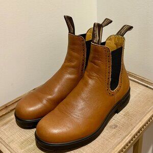 BLUNDSTONE ORIGINAL HIGH TOP BOOTS IN CAMEL IN EXCELLENT CONDITION (Sz 7 1/2)